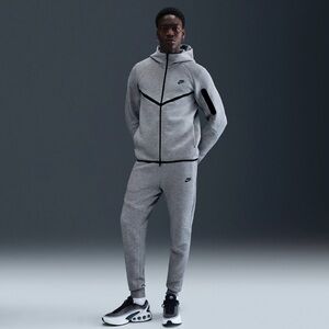 Nike Sportswear Men's Tech Fleece Full-Zip Hoodie, Size M - Black/Gray